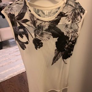 Karen millen black and white flower shirt